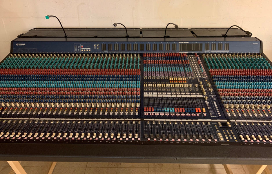 Yamaha PM5000 Analogue Mixing Console with Dual PSUs