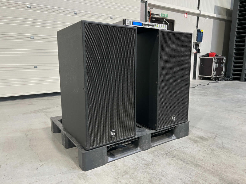 Electro-Voice Rx118S Sub Pair with DC-One Processor Set