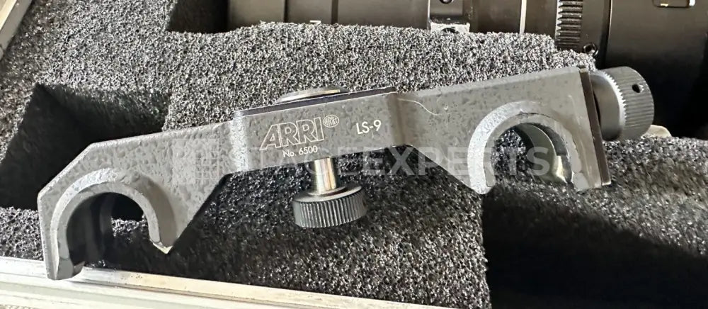 ARRI Alura 18-80 T2.6 PL Zoom Lens – Studio Cine Lens