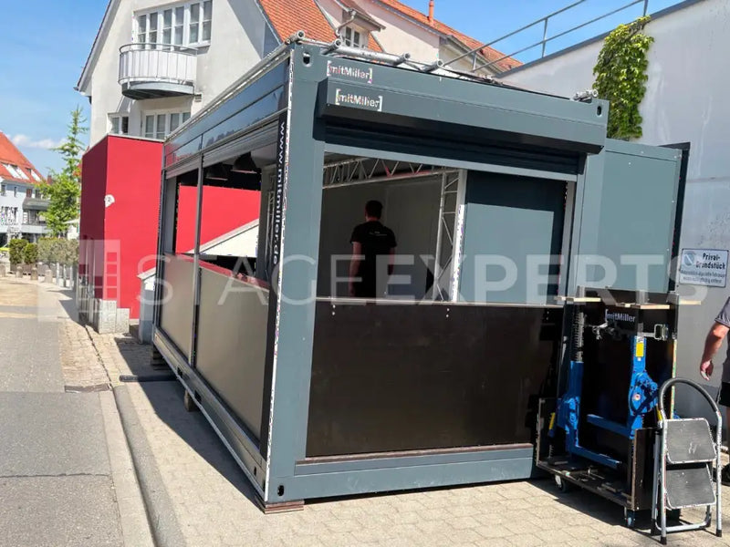 Slide-Out 20ft Office Container – Bar/FOH/Festival Use