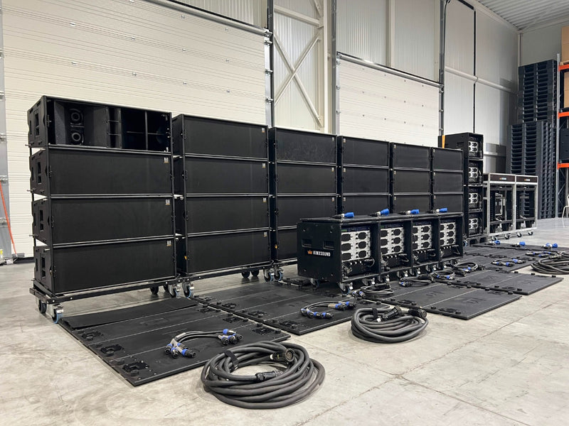 Martin Audio W8LC Synco line array system – 24 cabinets