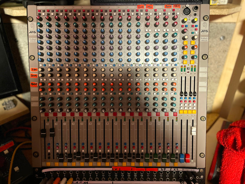 APB ProRack House H1020 Analogue Mixer – Direct Out Post Fader
