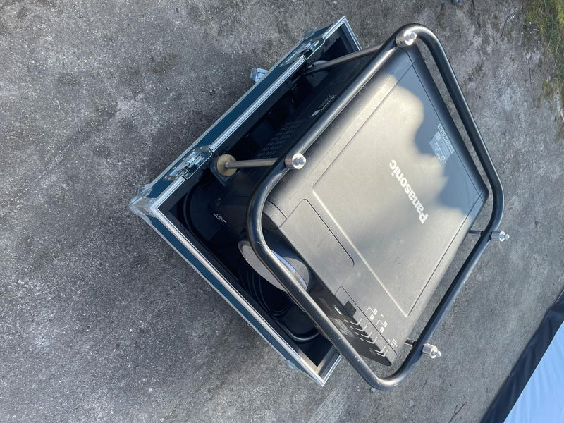 Panasonic PT-D10000E 10,000lm Projector with Frame & Case