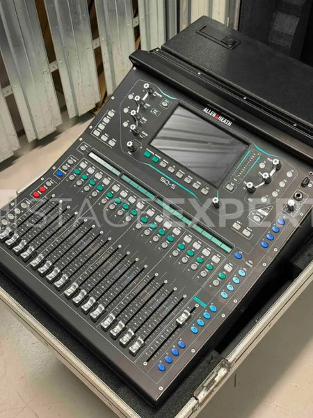 Allen & Heath SQ-5 digital mixer with case & DEEP plugins