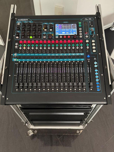 Allen & Heath QU-16 Digital Mixer – 16‑in Live/Studio