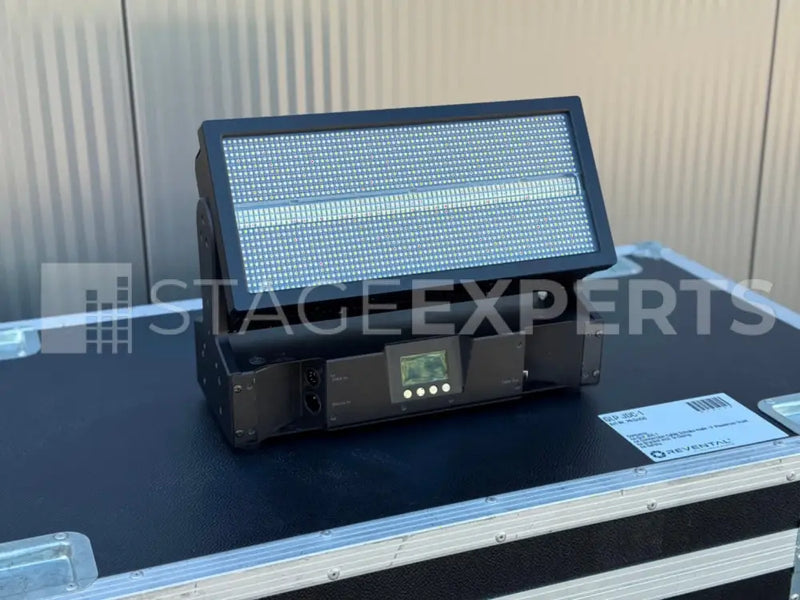GLP JDC1 Hybrid Strobe with 1/4 Flight Case | Pro Lighting