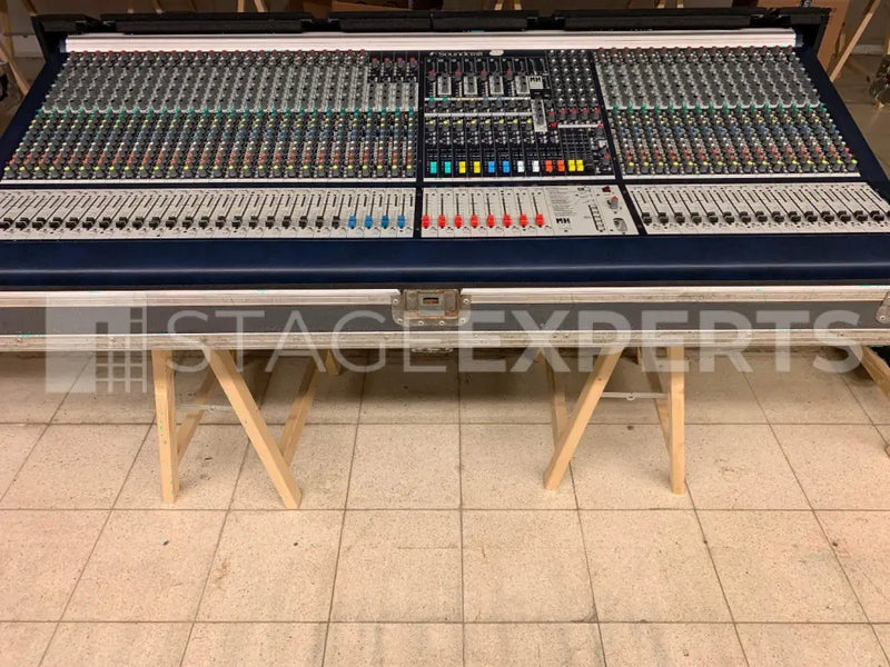 Soundcraft MH2 40+4 Analogue Mixing Desk – Set with Extras