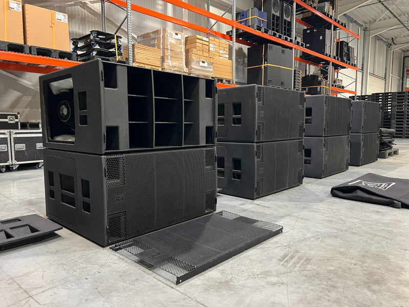 Martin Audio SXH218 Subwoofers Bundle with Covers & Wheels