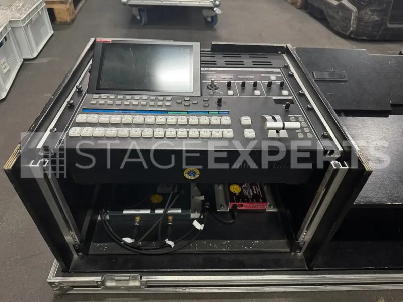 Roland V-1600HD Multi-Format Video Switcher + Flight Case