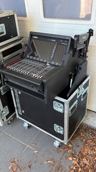Yamaha DM7c Digital Mixing Desk with Zcase Flipcase - Like New