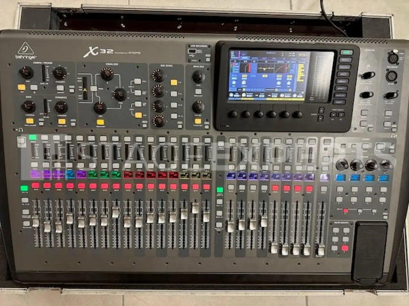 Behringer X32 Digital Mixer with Flight Case – Ready for Touring