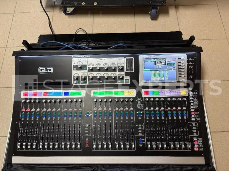 Allen & Heath GLD-112 Chrome Edition Digital Mixer + Case