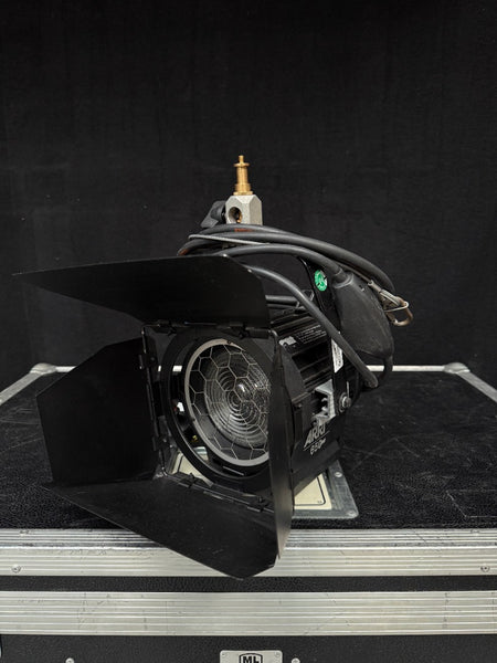 ARRI Junior 650 Plus 6-Light Set with Wheeled Case – Black