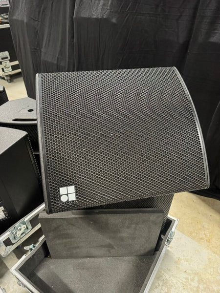 d&b audiotechnik MAX2 Stage Monitors Pair in Flightcase