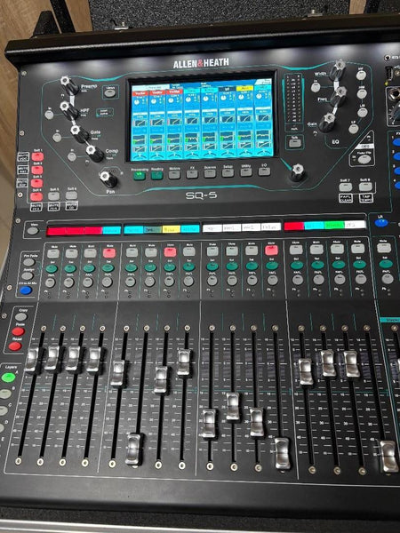 Allen & Heath SQ-5 with GT case, dust cover and add-ons