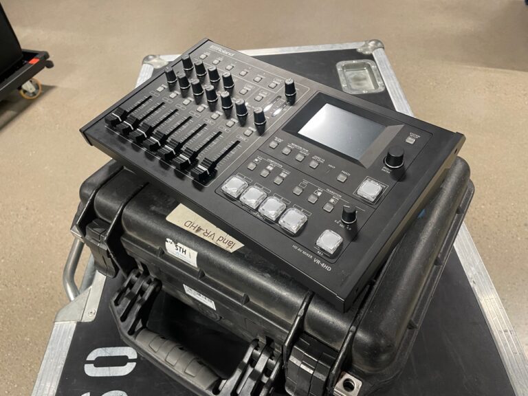 Roland VR-4HD AV Mixer/Switcher with Case for Streaming