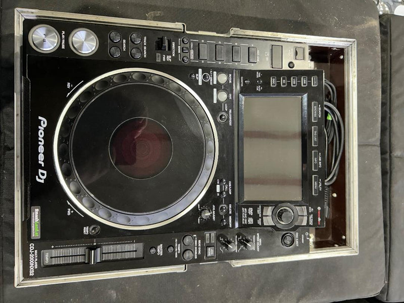 Pioneer DJ CDJ-2000NXS2 Pair with Flight Case – Pro Decks