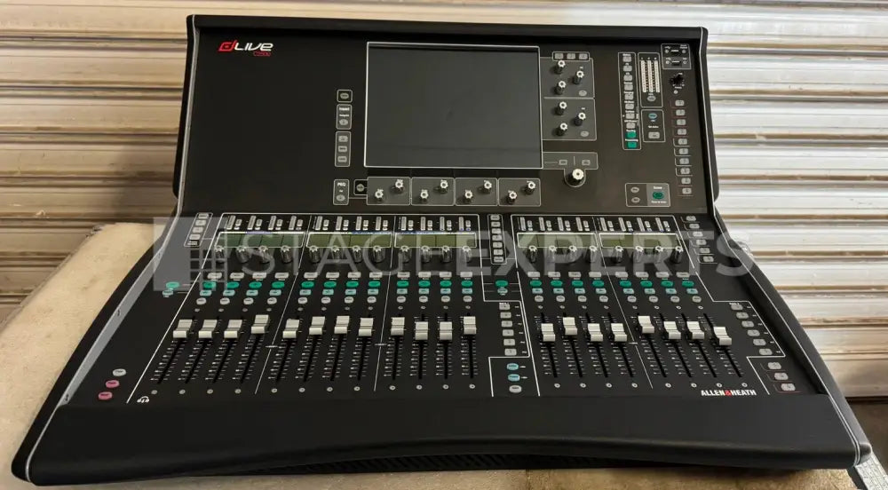 Allen & Heath dLive C2500 + CDM48U Digital Mixing System