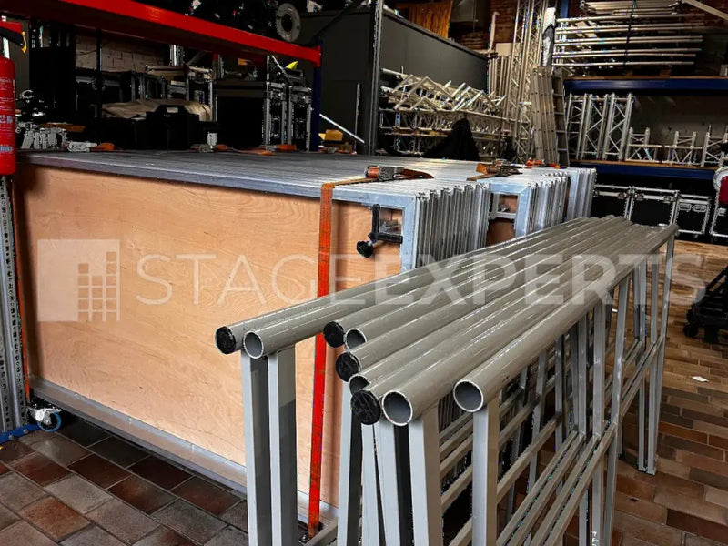 Mott Praktikus 750 Stage System – 30 Decks, Rails & Stairs