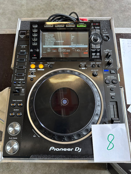 Pioneer CDJ‑2000NXS2 with Case and Cables | Pro Media Player