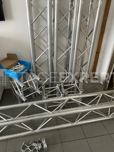 Global Truss F34 Set – Truss Sections, Bases & Hardware