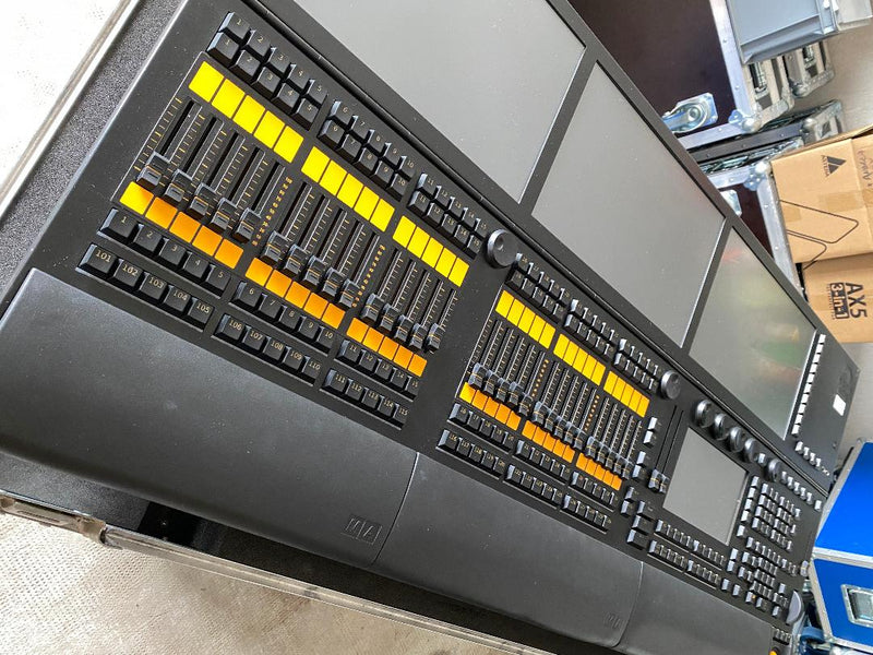MA Lighting grandMA2 Full-Size Lighting Console with Case