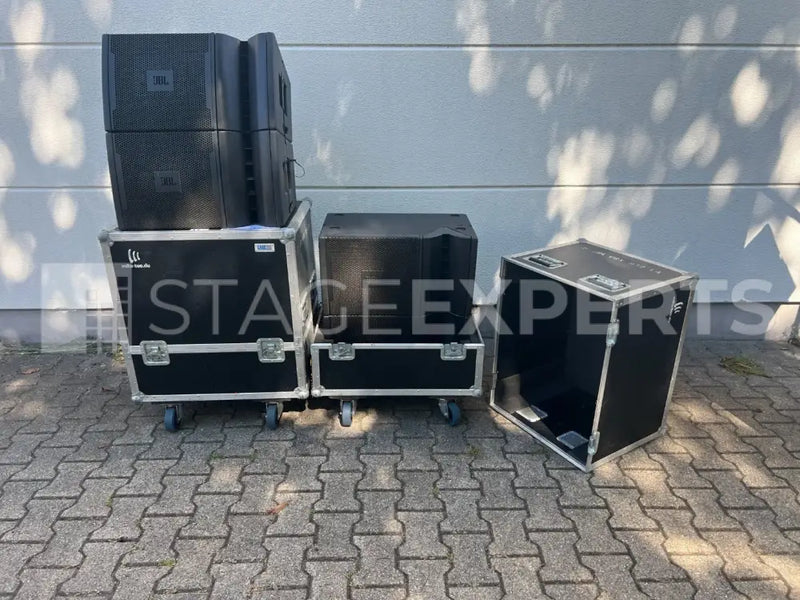 JBL VRX932LA Line Array – 4 Speakers with Cases & Cradles