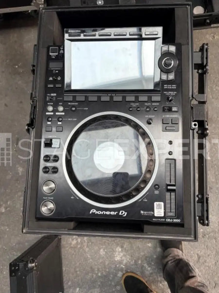 Pioneer CDJ-3000 Professional Media Player | Stage Experts