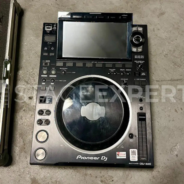 Pioneer CDJ-3000 Pair with Case – Professional Media Players