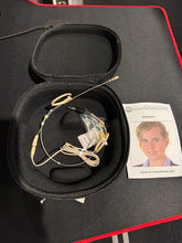 Load image into Gallery viewer, Voice Technologies VT Duplex Cardioid Headmic – Headset Mic
