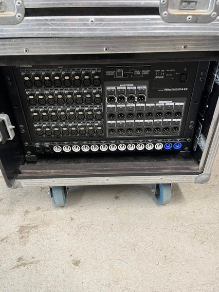 Yamaha QL1 with Rio3224-D Dante Stagebox Digital Mixer Console
