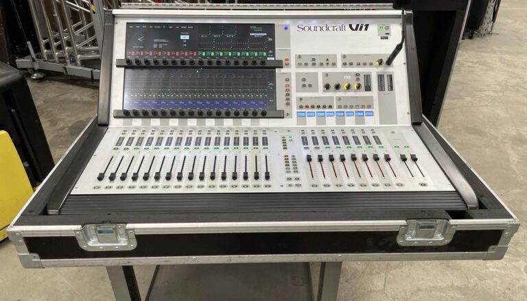 Soundcraft Vi1 System, 48in Stagebox & Flight Case