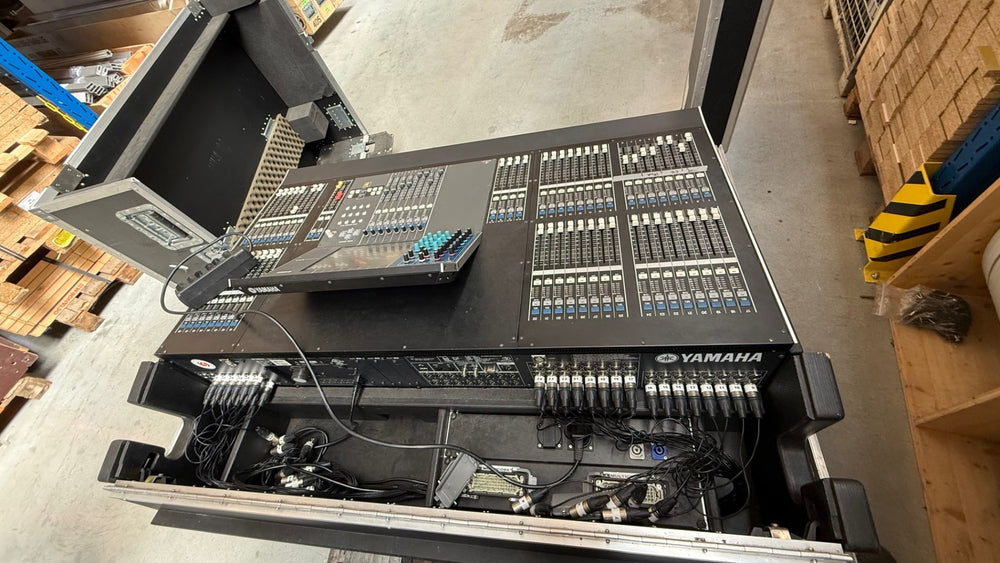 Yamaha M7CL 48-Channel Digital Mixing Console | With Case
