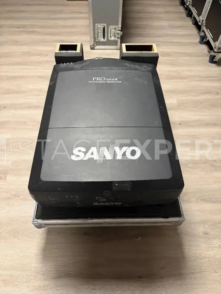 Sanyo PLC-XF46E Projector with Lens & Flying Frame – 12k lm