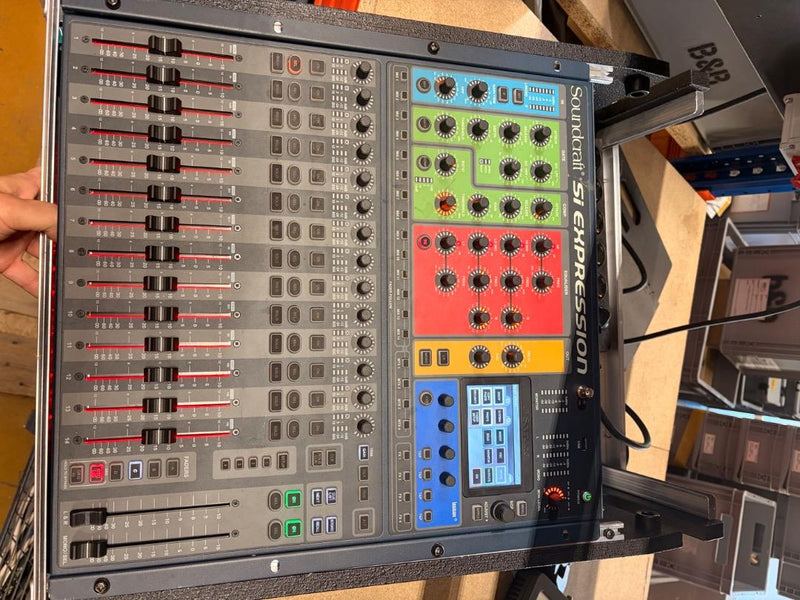 Soundcraft Si Expression 1 Digital Mixer – 16 Faders, Lexicon FX
