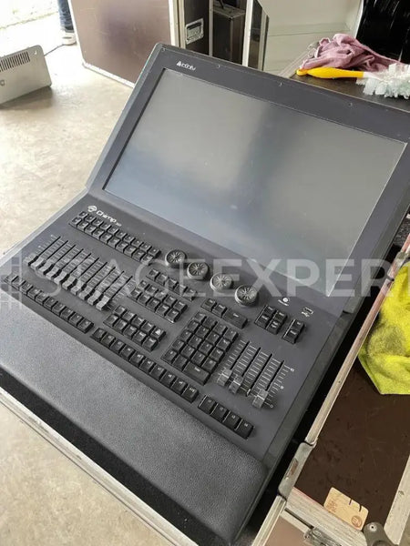 Infinity Chimp 300 G1 Lighting Console – Pro Show Control