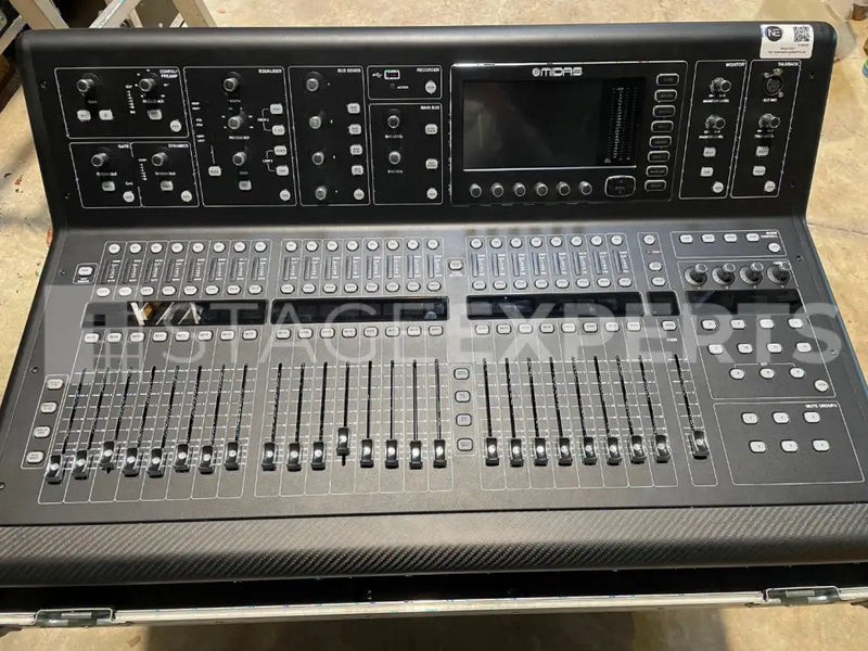 Midas M32 Digital Mixing Desk with Flight Case | Stage Experts