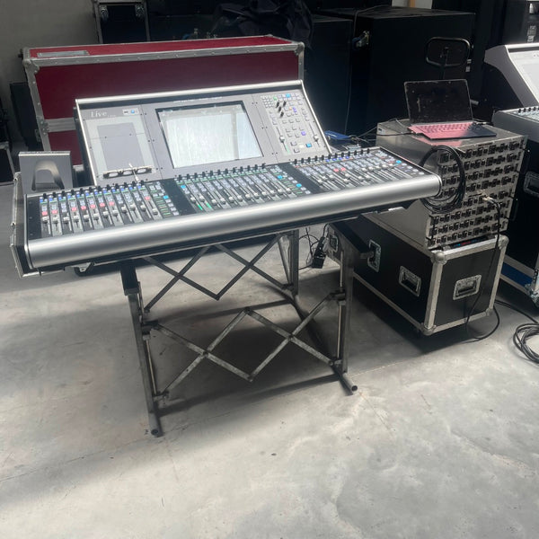 Solid State Logic L200 with 2x SB 32.24 Stageboxes Package