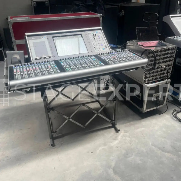Solid State Logic L200 with 2x SB 32.24 Stageboxes Package