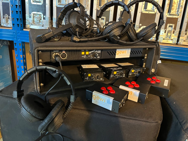 Axxent CP-100S 4-Way Intercom Set with Belts & Beacons