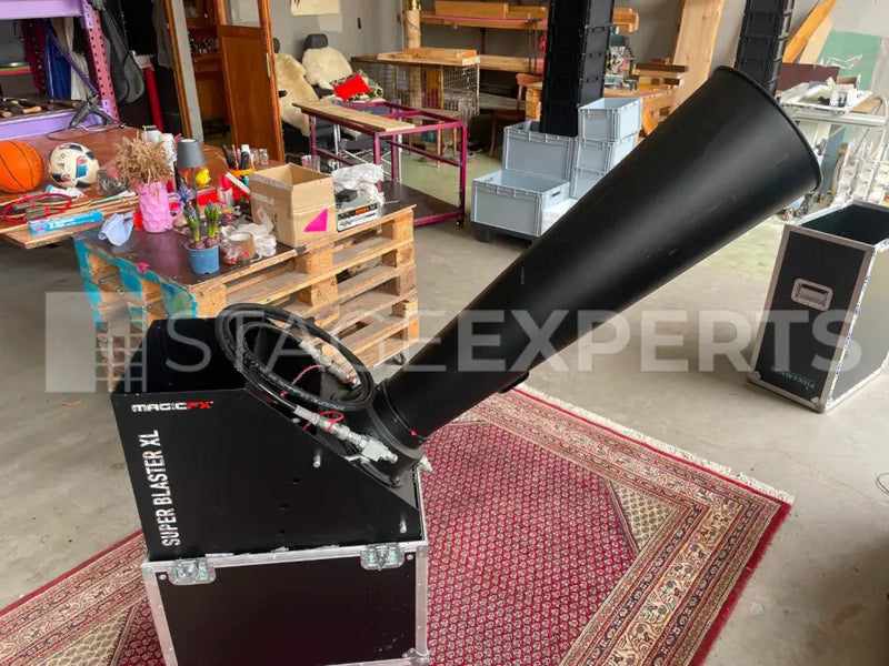 MAGIC FX Superblaster II Confetti Blaster | Stage Experts