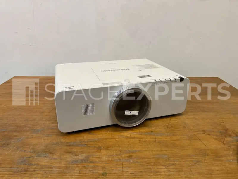 Panasonic PT-EZ570EL WUXGA Projector, 5,000 lm | ET-ELS20