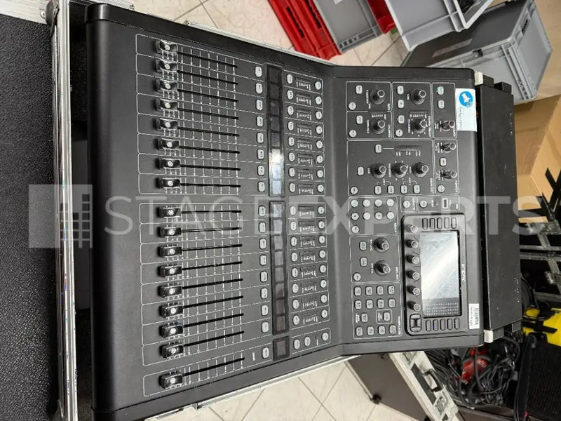 Midas M32R + DL32 Bundle with Road Case and 3U Rack