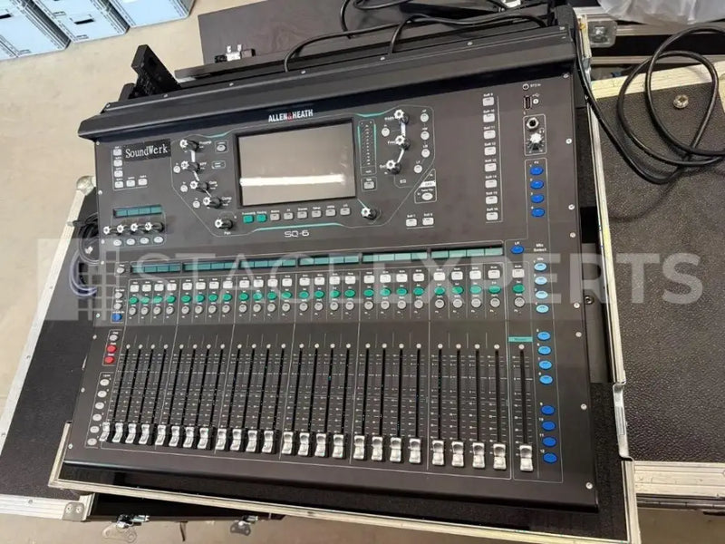 Allen & Heath SQ6 with Case, SLink Card & Plug-ins