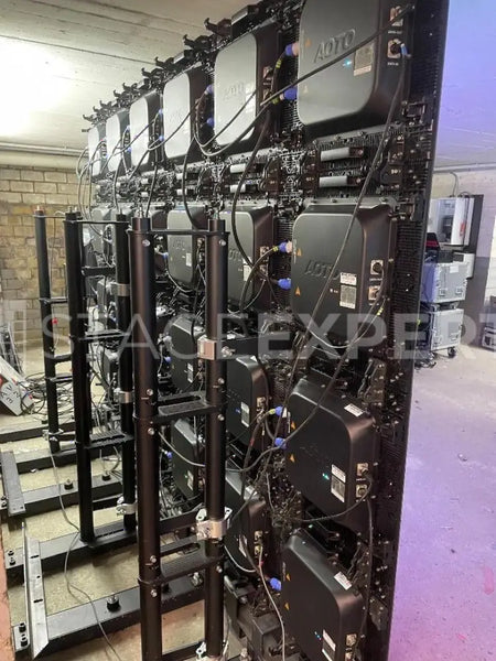 Aoto M 3.5 LED Wall Set – 26 Cabinets, Rigging, Controller