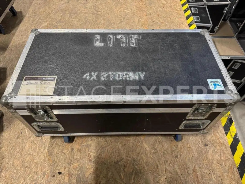 Clay Paky Stormy White Set of 4 with Case – LED Strobes
