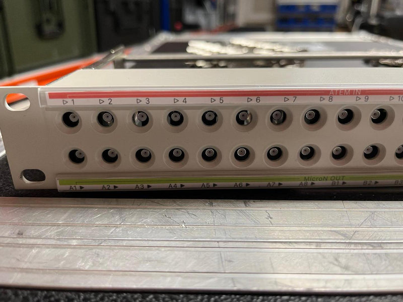 Canford microMUSA 12G UHD 1U 2x32 Patch Panel + Accessories