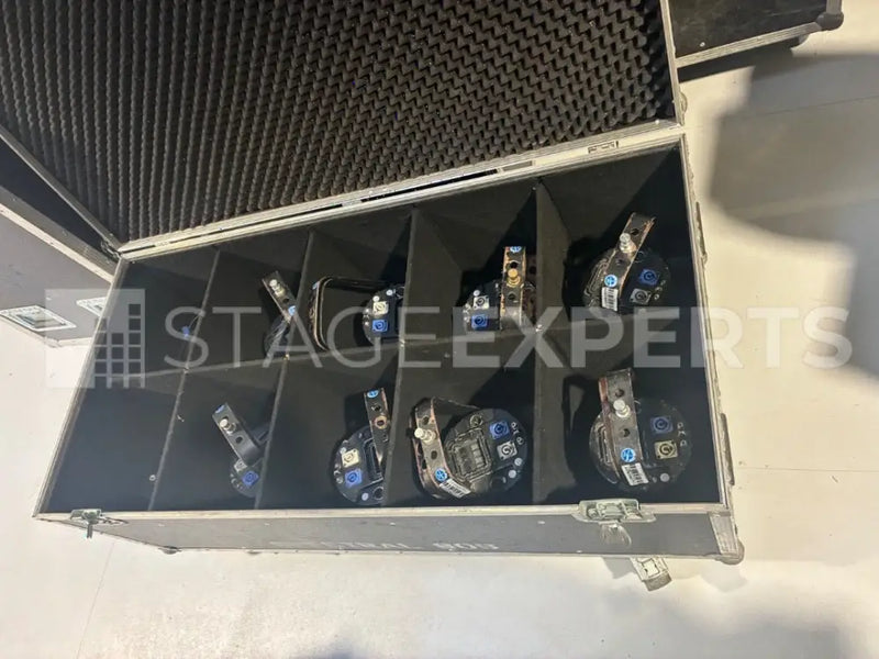 Showtec Spectral M800 8x Set with Case, Clamps & Cables