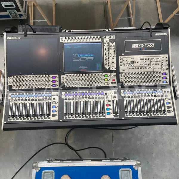 DiGiCo SD8-36 Silver Digital Mixing Console | 36 Faders