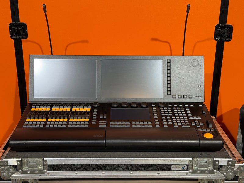MA Lighting grandMA2 light console – with Amptown flight case